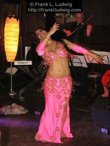 Bellydancing in McGarrigle's